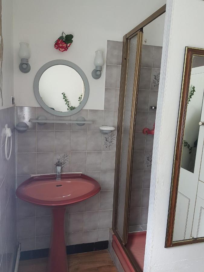 La Lisiere Appartement 2 Chambres Revin  Экстерьер фото